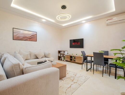 Azure Conciergerie – Gestion Airbnb & Booking | Riads & Villas Marrakech