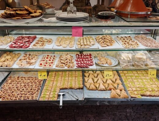 La Vanilla patisserie and cafe