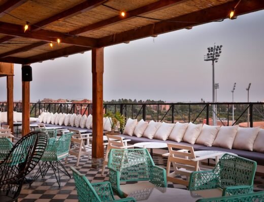 Lola Skylounge