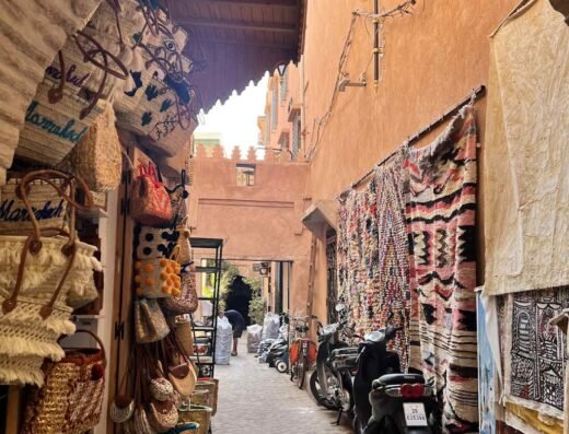 Marrakech WITH Locals