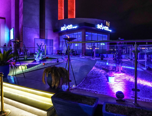 Seven Lounge
